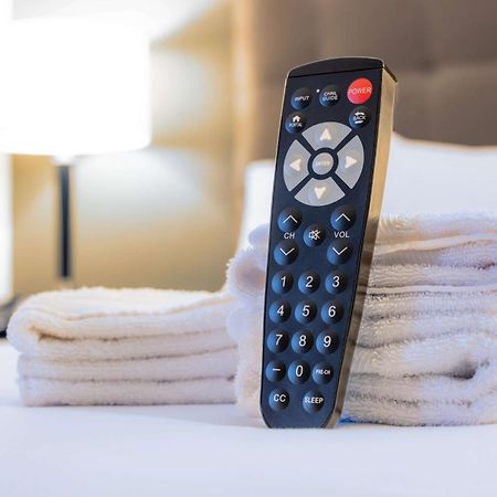 Drury Inn & Suites Columbia Stadium Boulevard Buitenkant foto