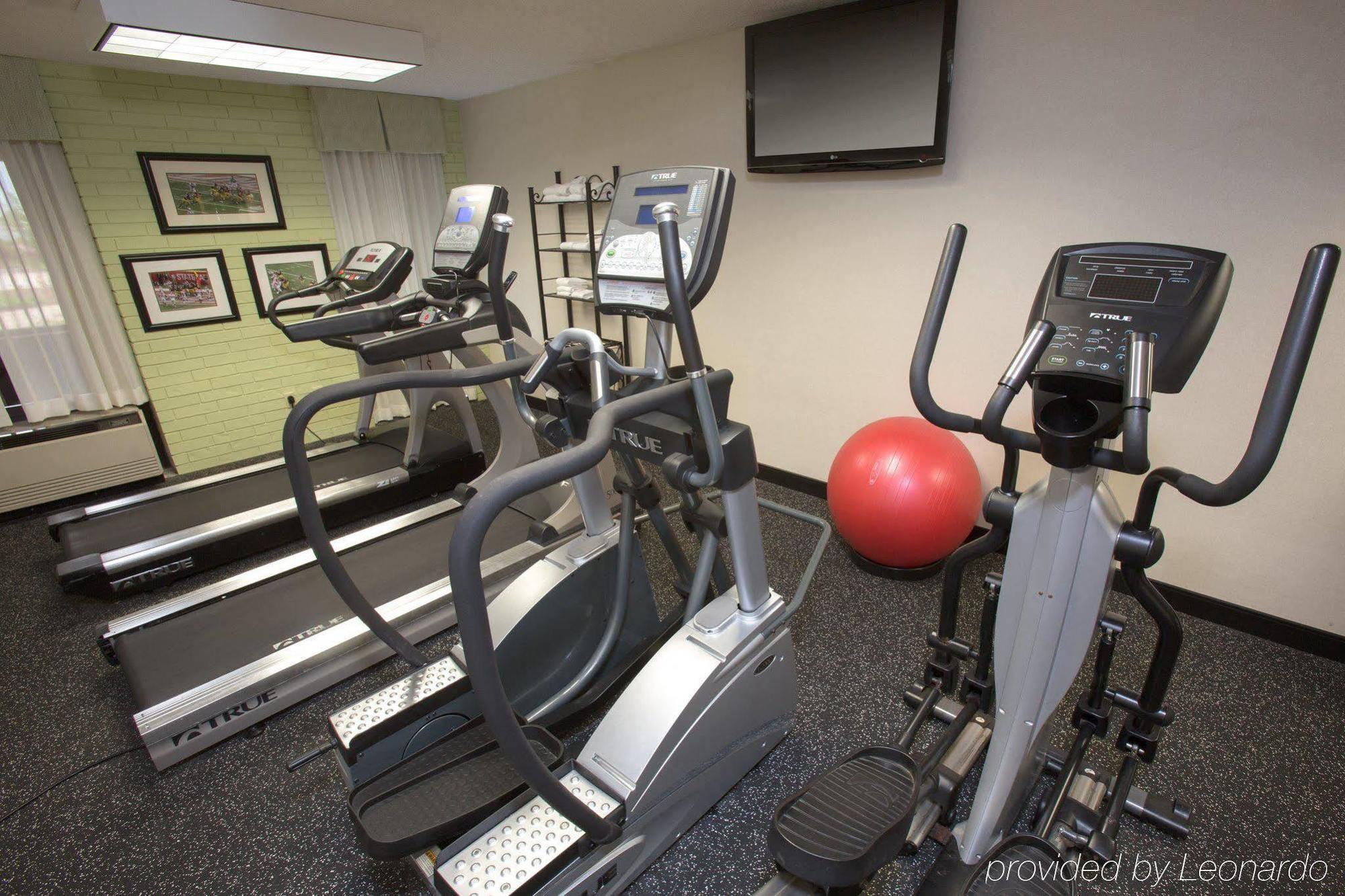 Drury Inn & Suites Columbia Stadium Boulevard Buitenkant foto